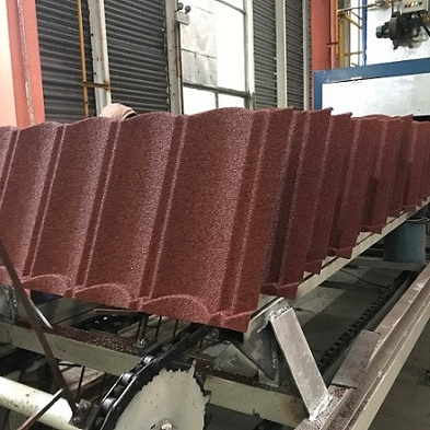 Chinese roof tile roofing sheet construction materials stone color coated metal roof tiles factory price