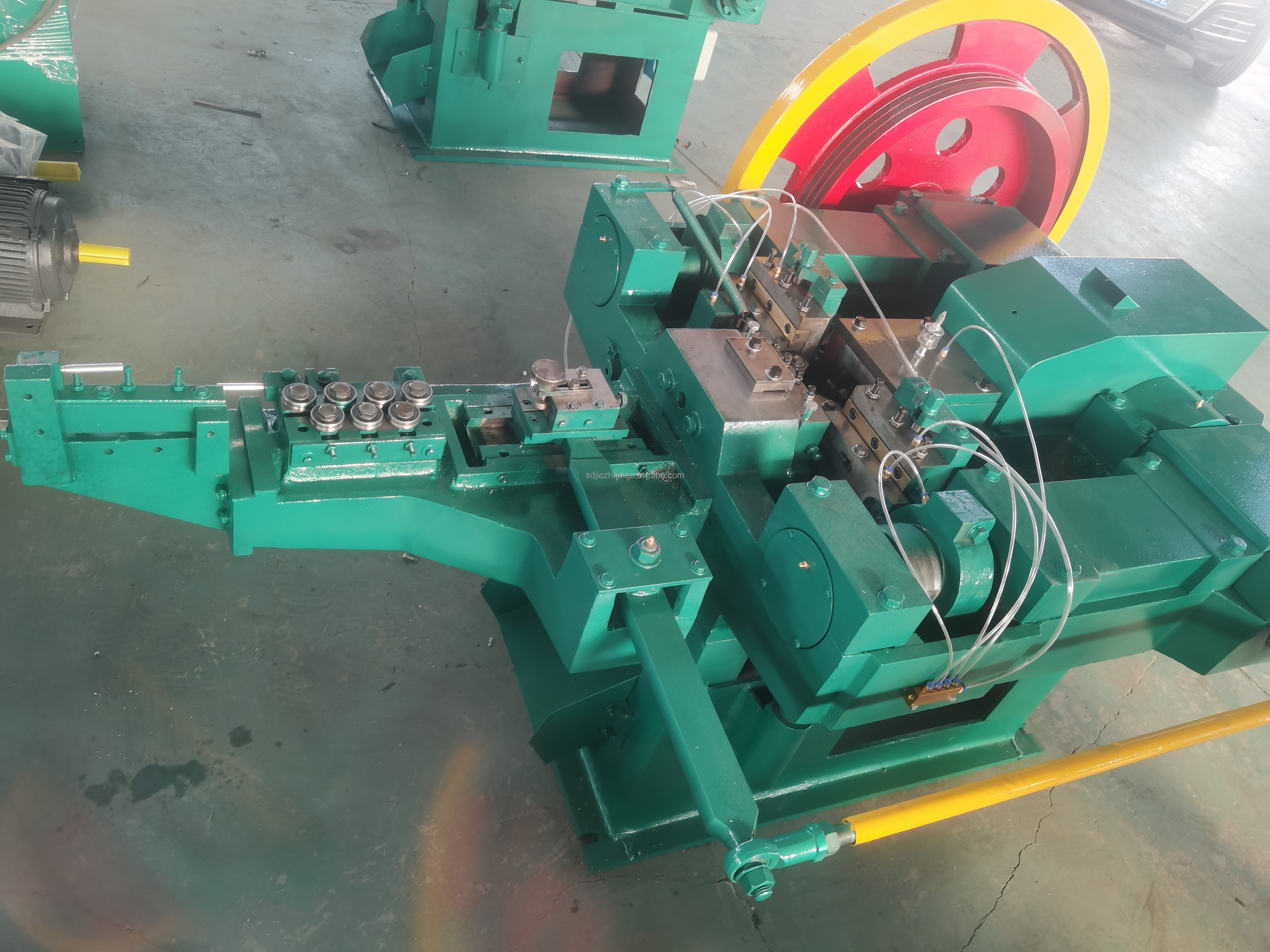 Hot Sale Automatic Wire Nail Making Machine Concrete Steel Iron Nail Making Machine From China