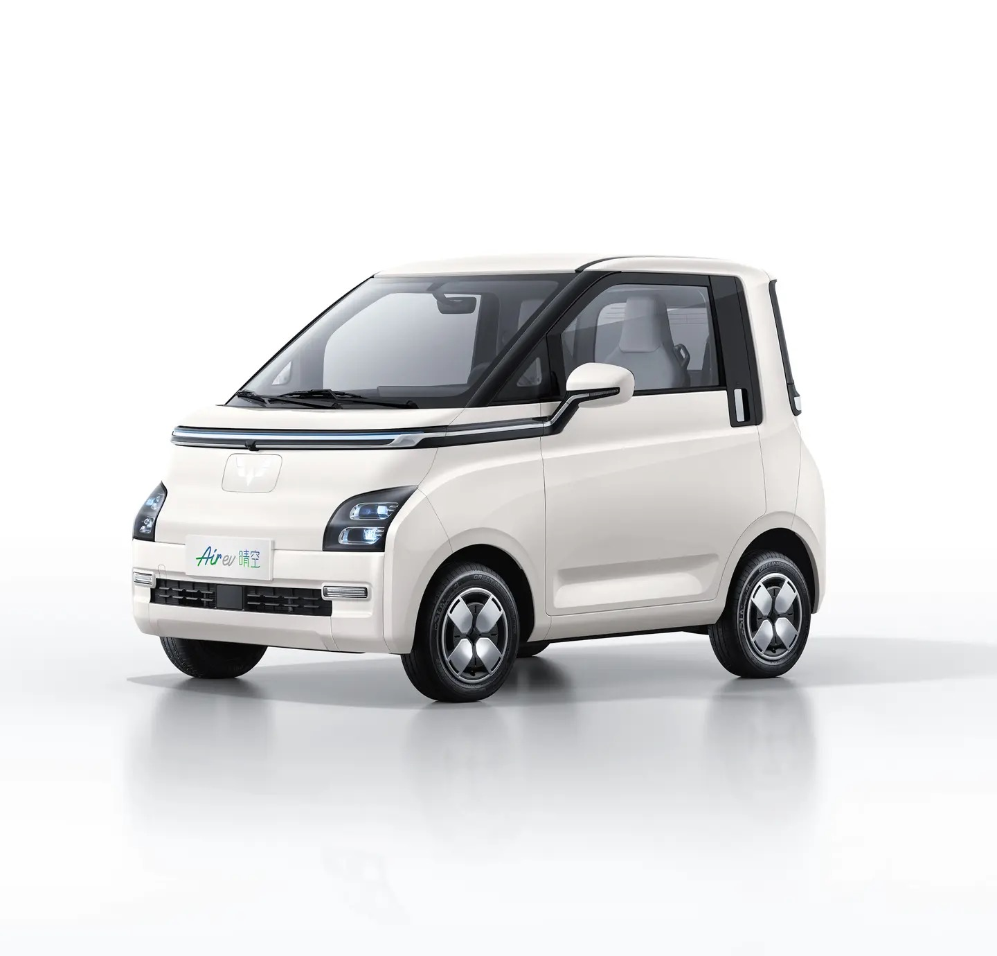 In Stock 2023 Style Wuling Air Ev Car 300km Range 4 Seats New Energy Wuling Mini EV Car