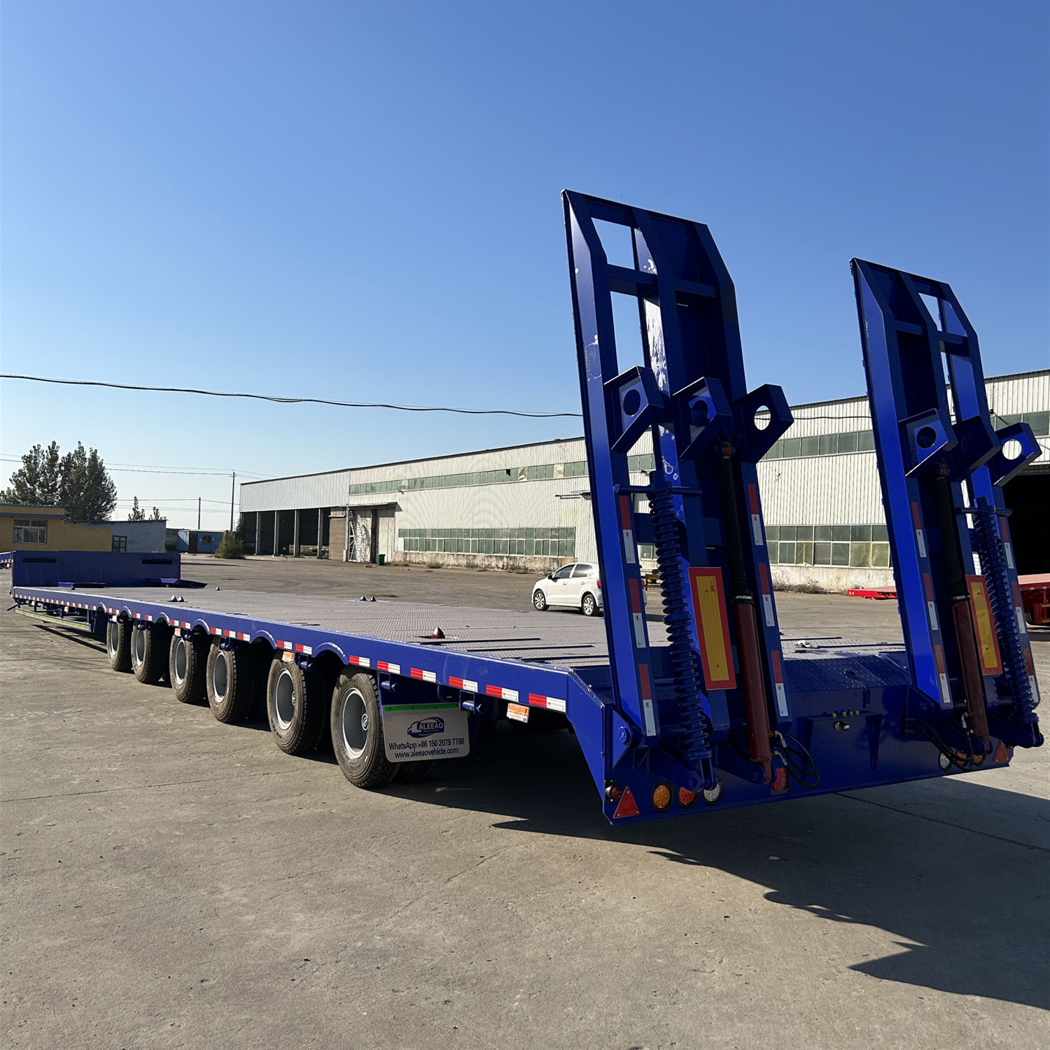 China Used Heavy 3 Axles 4 Axles Low Bed Truck Semi Trailer For Excavator Transport Good Quality Low Price for Sale