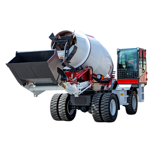 New type mobile self-feeding concrete mixer 3 cubic meters concrete mixer truck