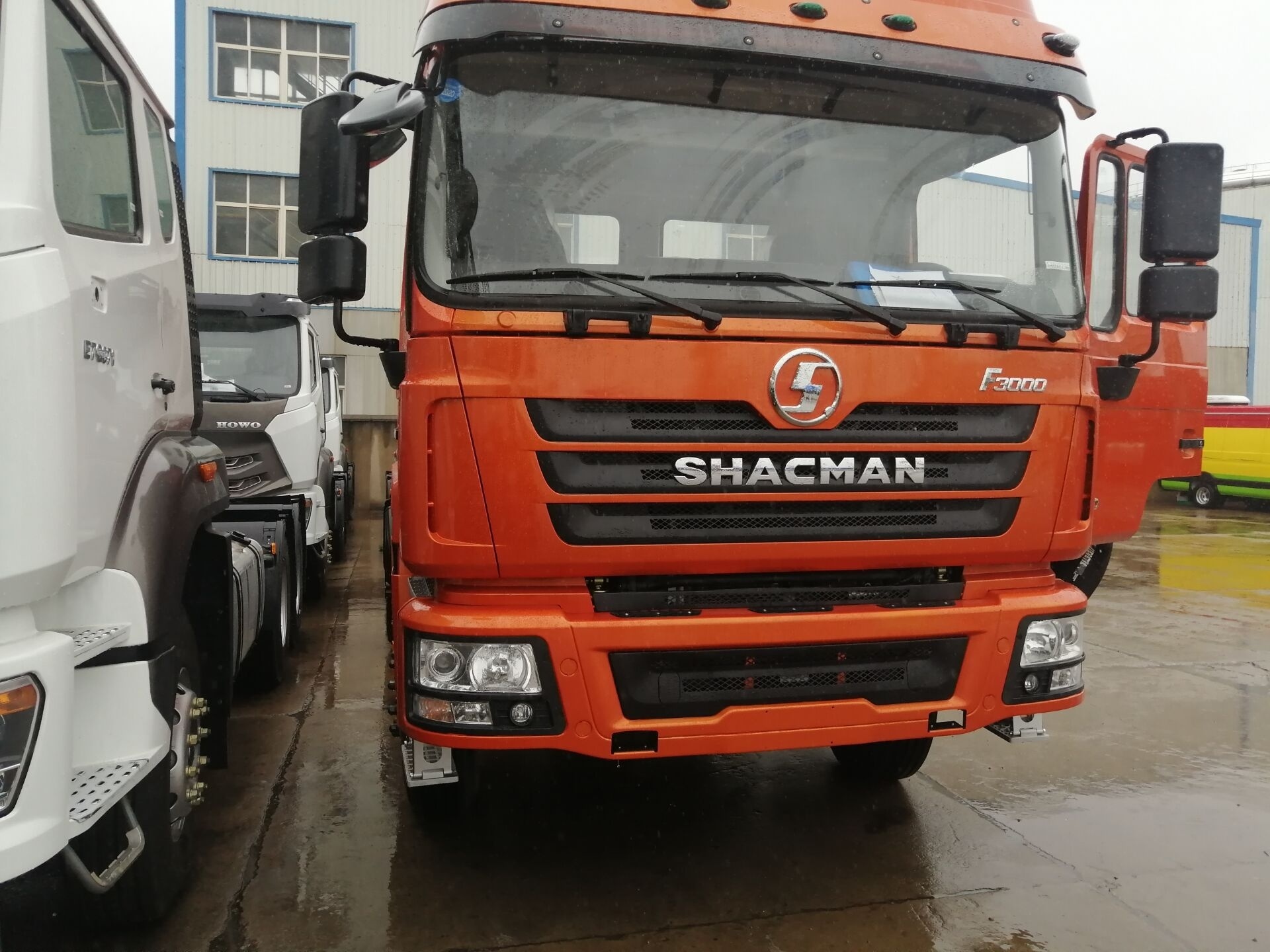 China Heavy Duty Shacman Sx4255nt324 6x4 All Wheel Drive Tractor Truck Head For Sale