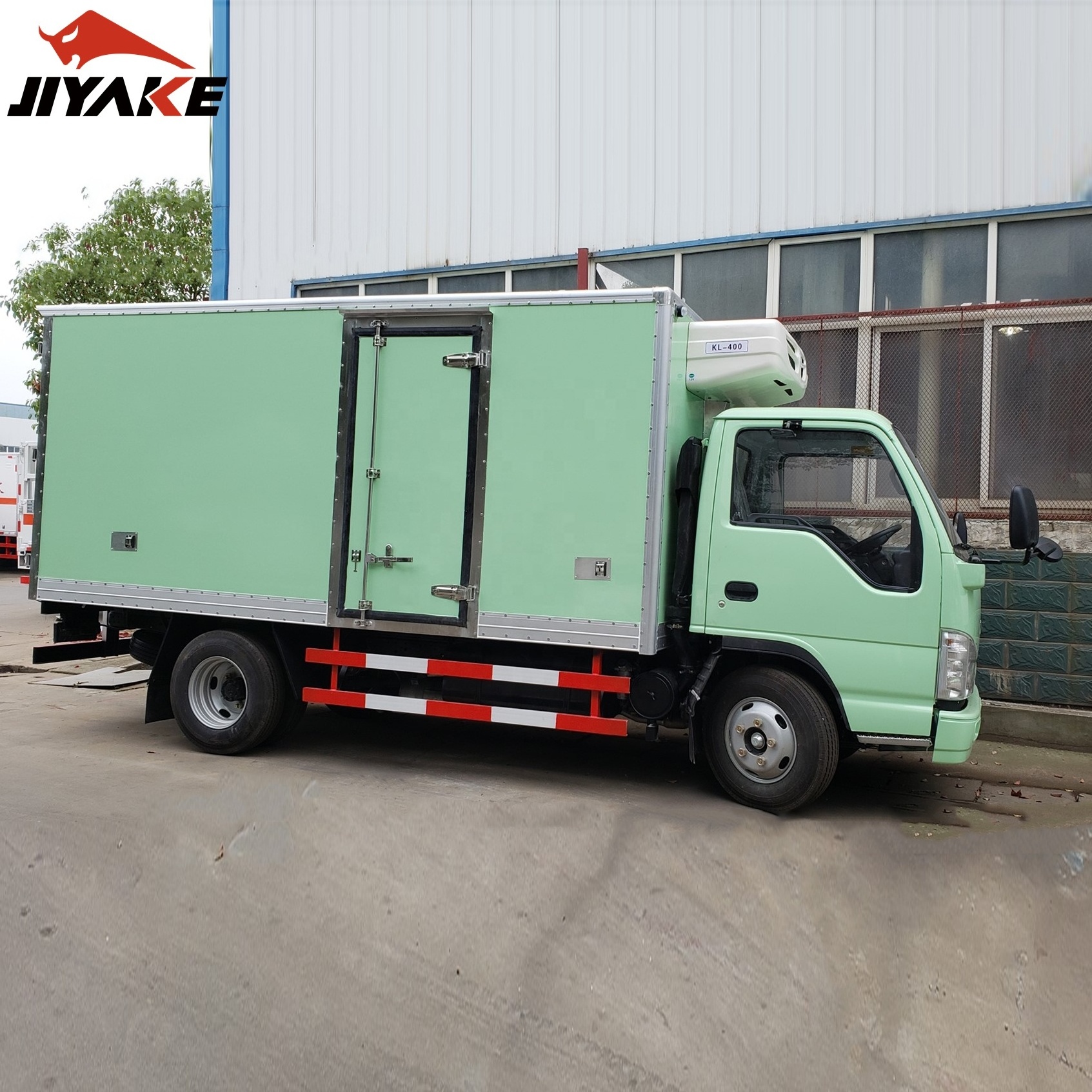 Low Price Refrigerator Container Box Hotel Resort Used Food Delivery Trucks Refrigerated Truck for frozen food transport