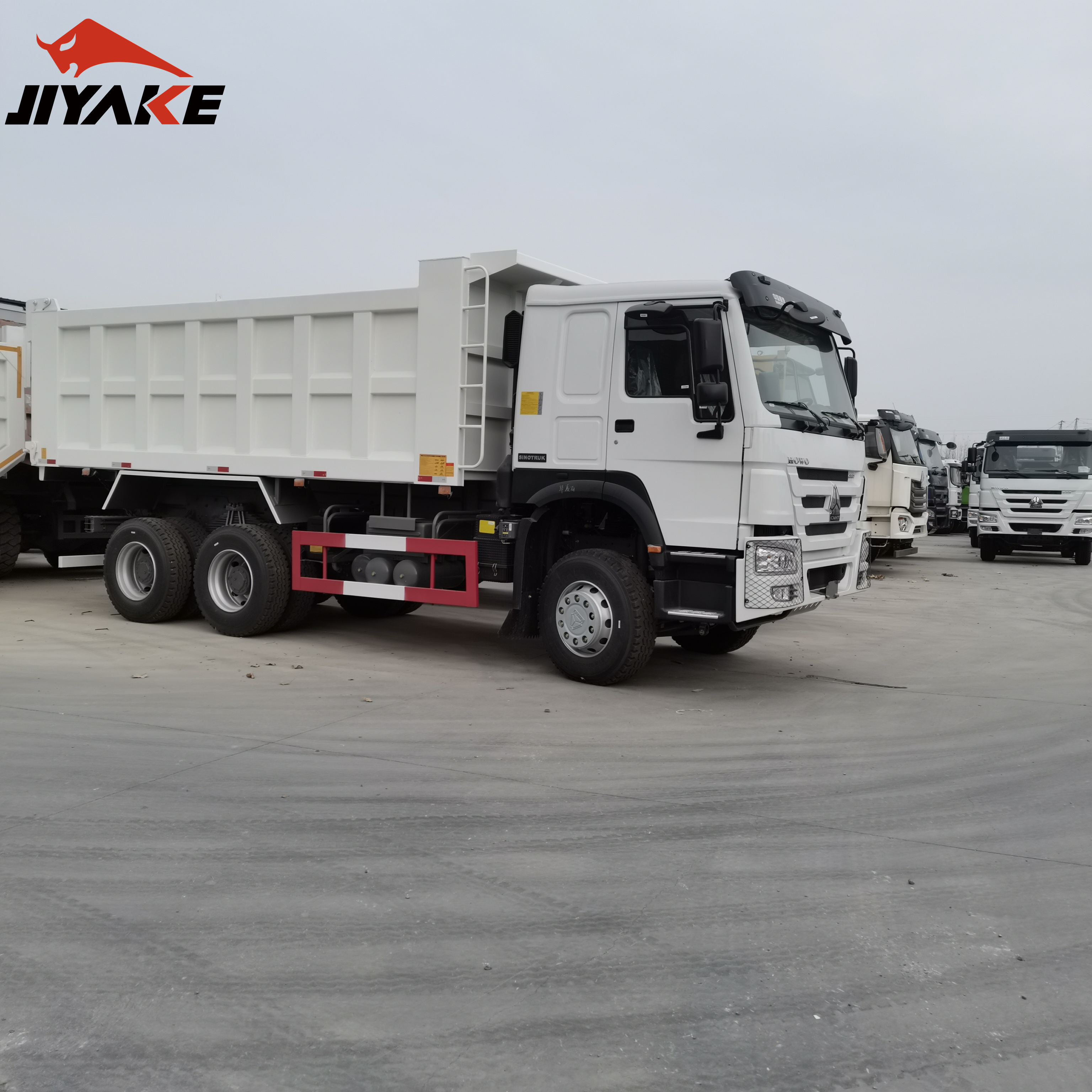 Cnhtc Factory Price Used HOWO 8X4 /6X4 Sinotruk Tipper Truck 12 Tires 12wheel/10wheel 50 Tons Truck Used Dump Truck