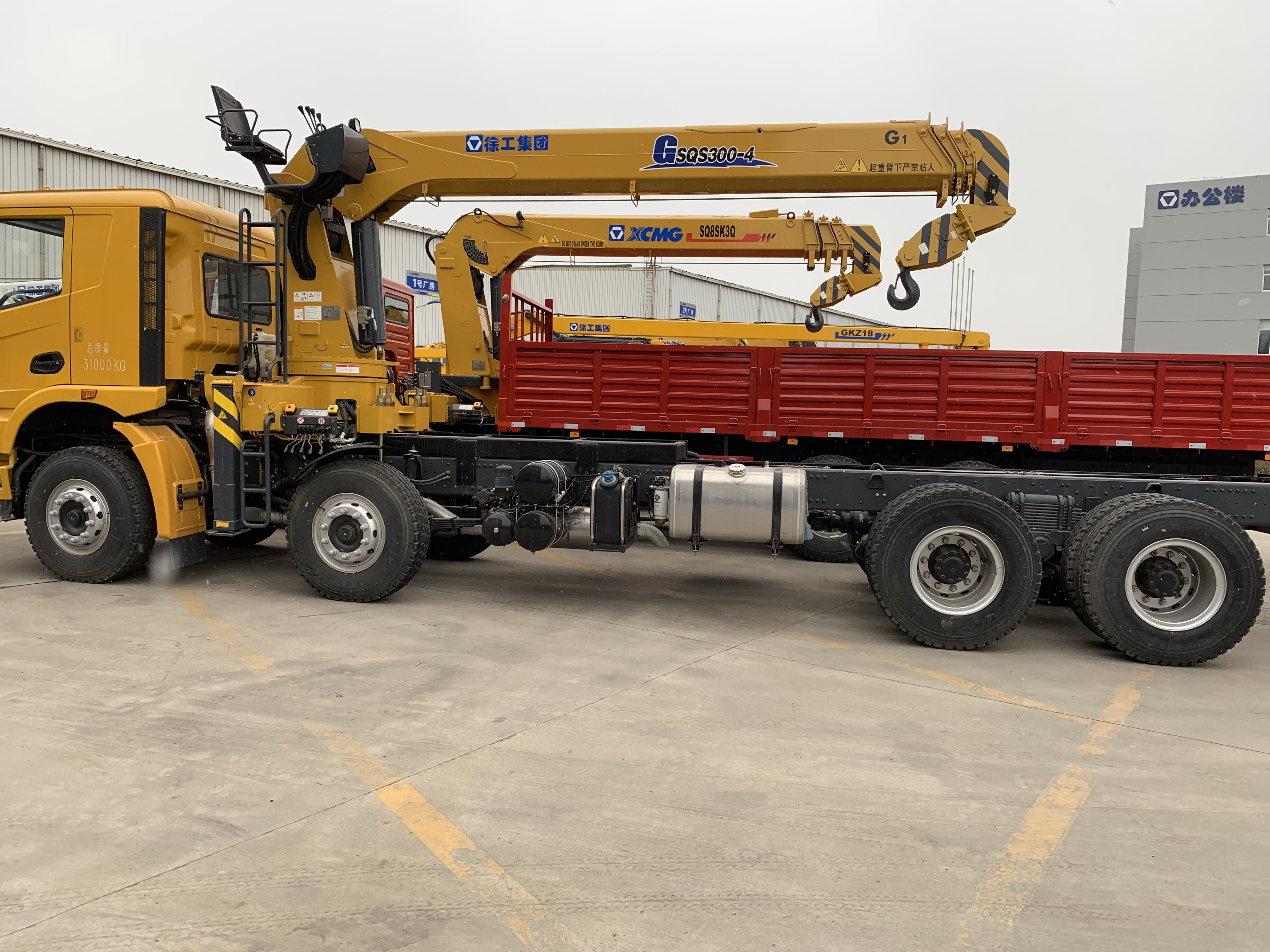 Sinotruk HOWO Straight Boom Lifting 10-16 Ton Telescopic Knockle Boom Lorry Cargo Crane Truck