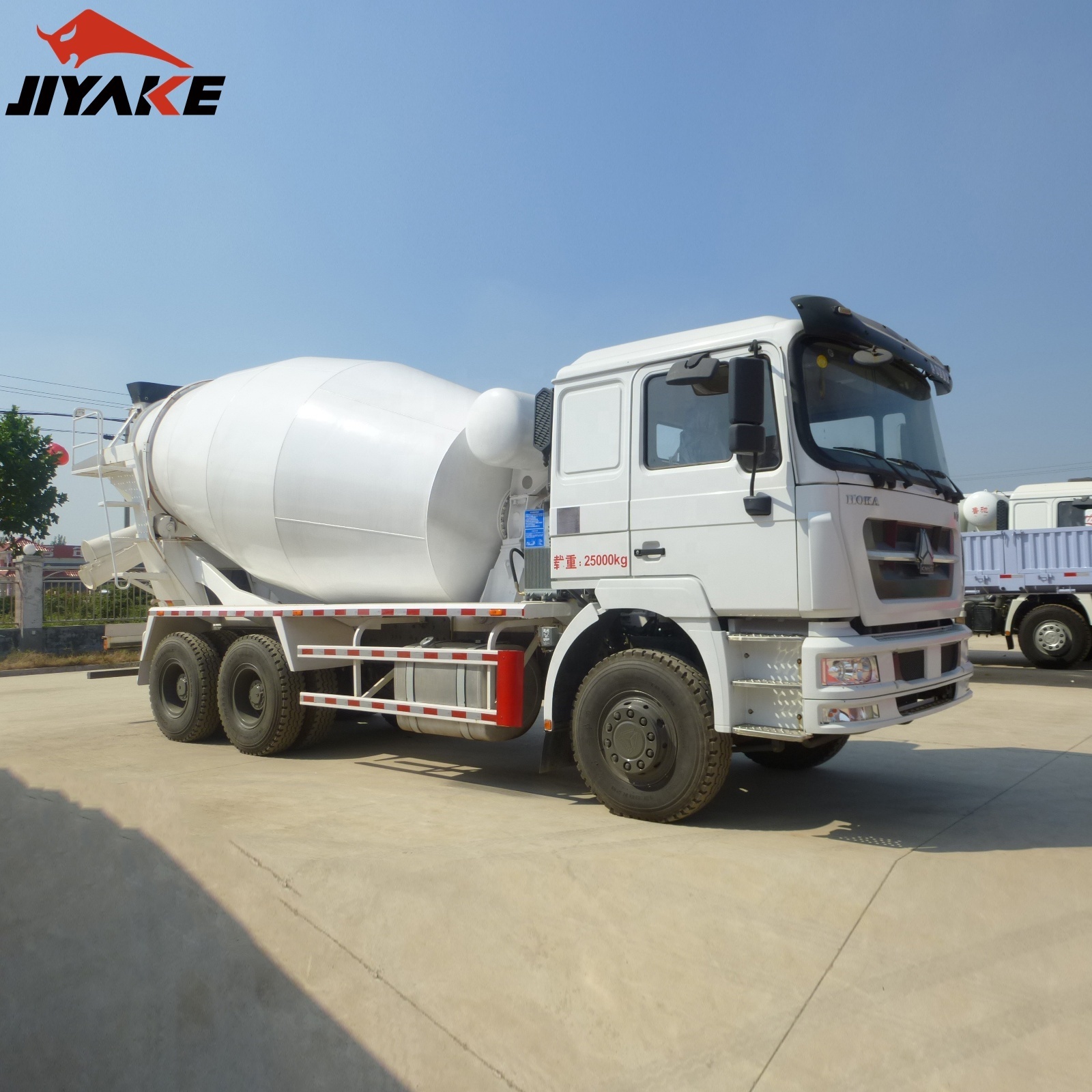 Jiyake 2023 New Design 10 Cubic Meters 3.5m3 Self-Loading Concrete Mixer Truck for Sale