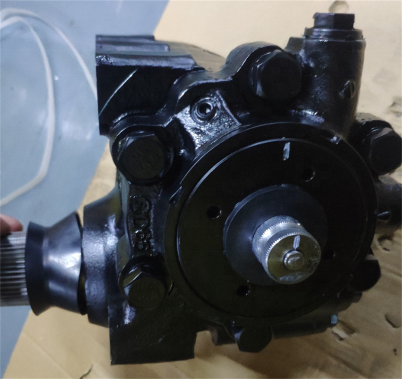 China Sinotruk Sitrak Truck Spare Parts DZ91259430095 Recirculating ball power steering gear