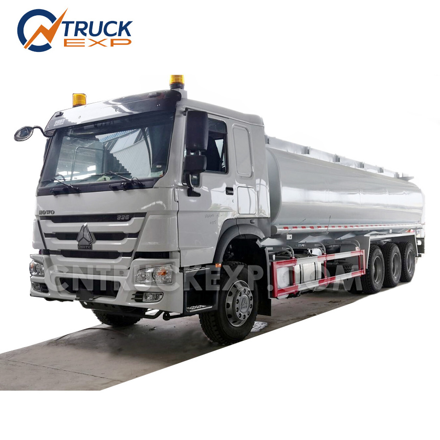 SINOTRUK HOWO 8x4  6x4  14 wheeler FUEL TANK Truck 25,000 Liters Togo