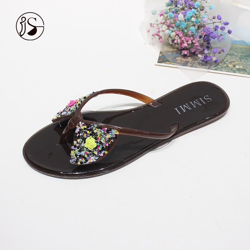 Durable non-slip outdoor bulk women slippers custom casual wholesale flat sale sandals for women