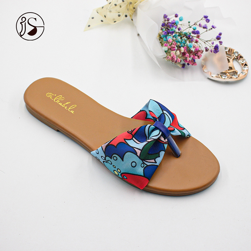 New design cheap wholesale colorful Flip flops women