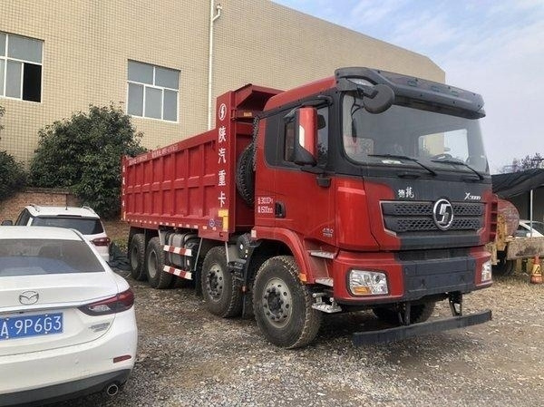 Dump Light Small Howo Cargo Truck Camion De Carga 6x4 Sinotruk Angola 30 40 50 Ton Camera 10 ACC Automatic WEICHAI Truck 4x4