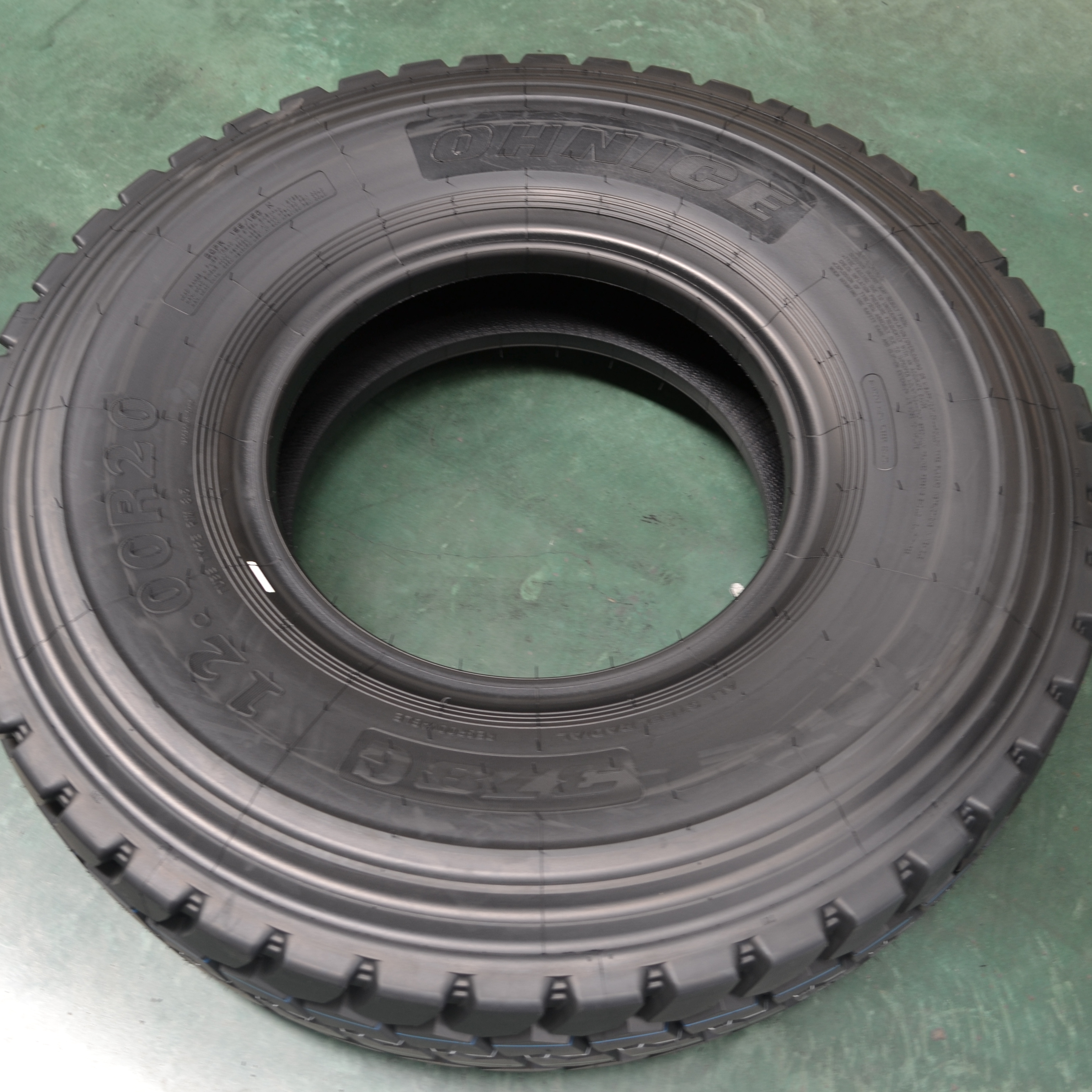 Sailun high quality 9.00R20-16PR truck tire/tyre. OHNICE brand.