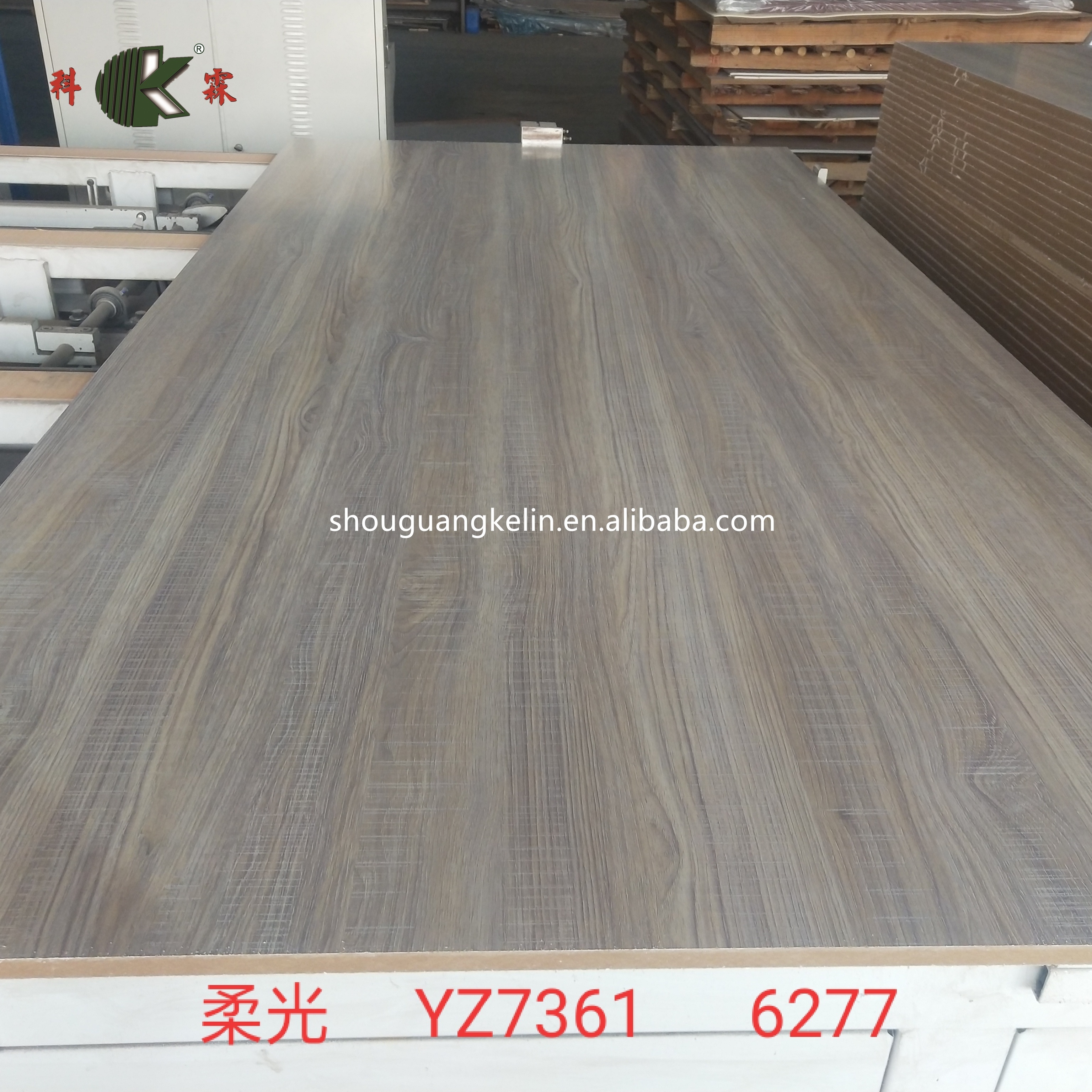 Wholesale Plain 18mm MDF Board Veneer Melamina MDF Sheet HDF Board