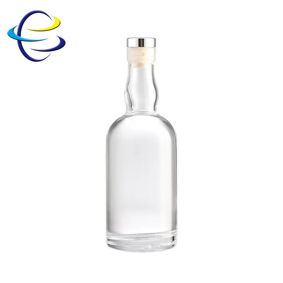 wholesale 750ml 700ml 500ml forst empty whisky liquor bottle remy martin glass bottle for liquor corked