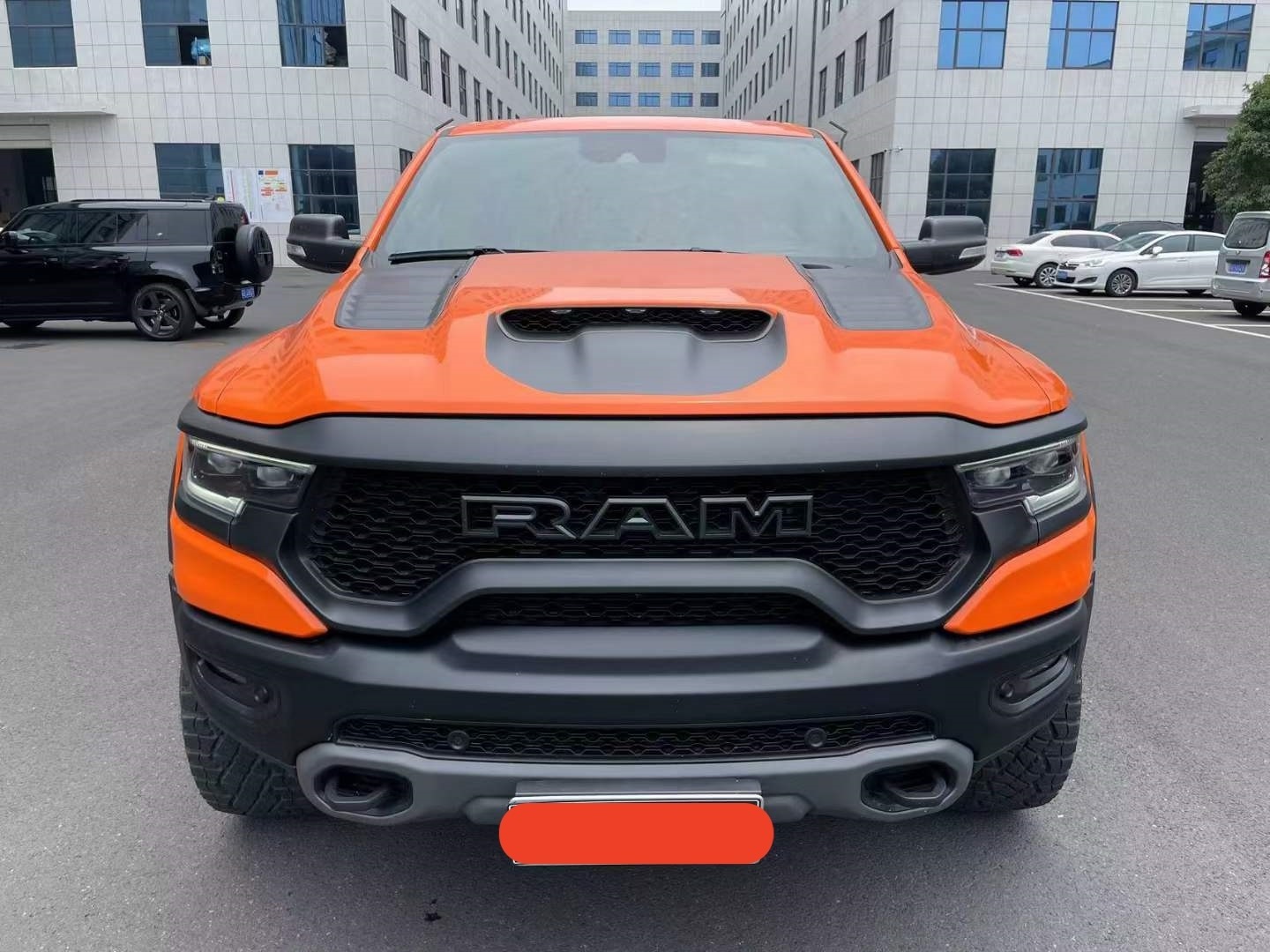 The body kit is suitable for Dodge RAM1500 upgrade modification TRX Tyrannosaurus bumper 2019-2023