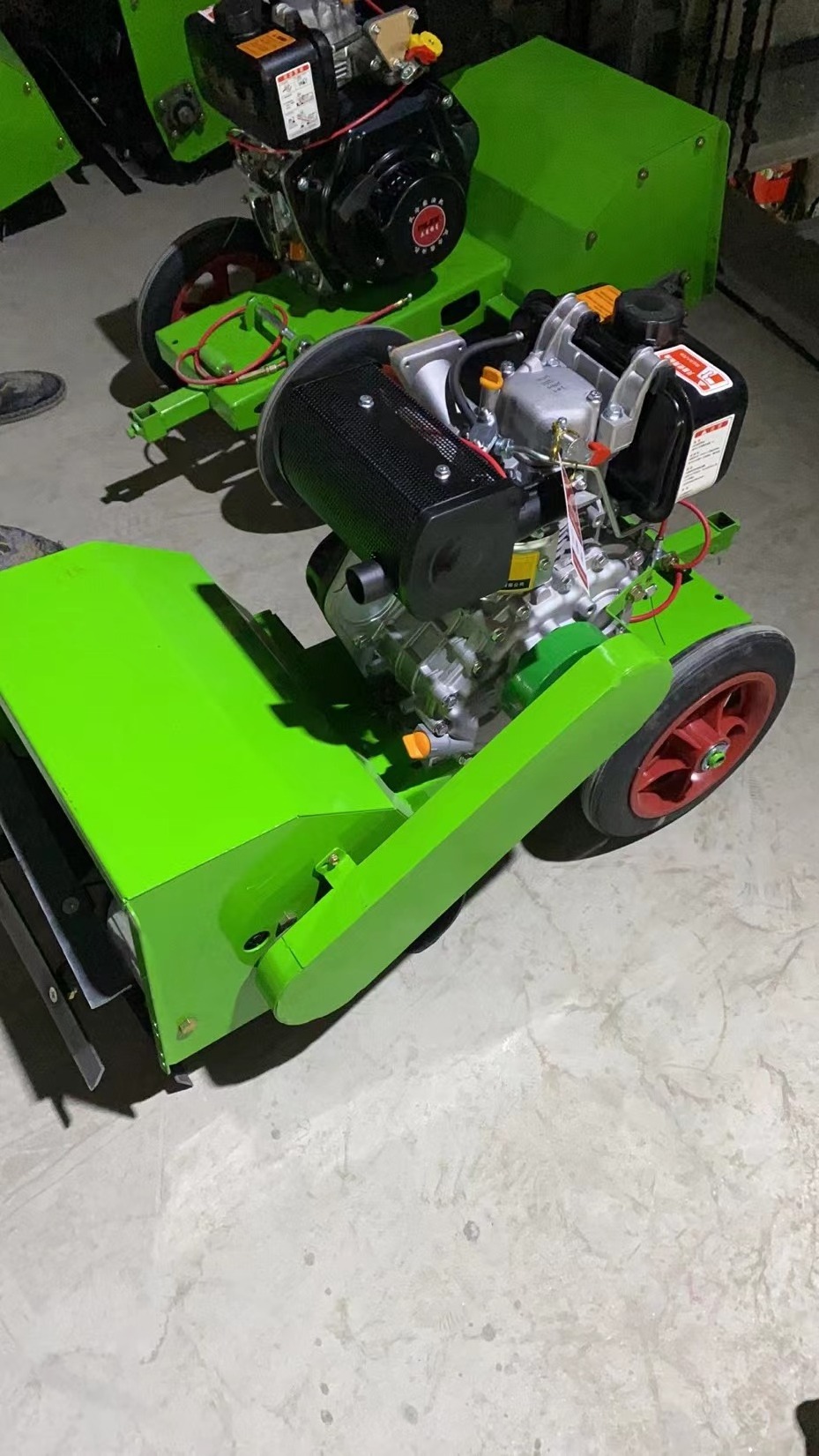 Diesel weeder micro tiller  weeding and scarifying machine,  plowing machine, orchard furrowing weeding machine