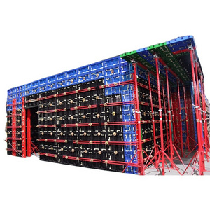 Reusable inflatable plastic formwork for construction