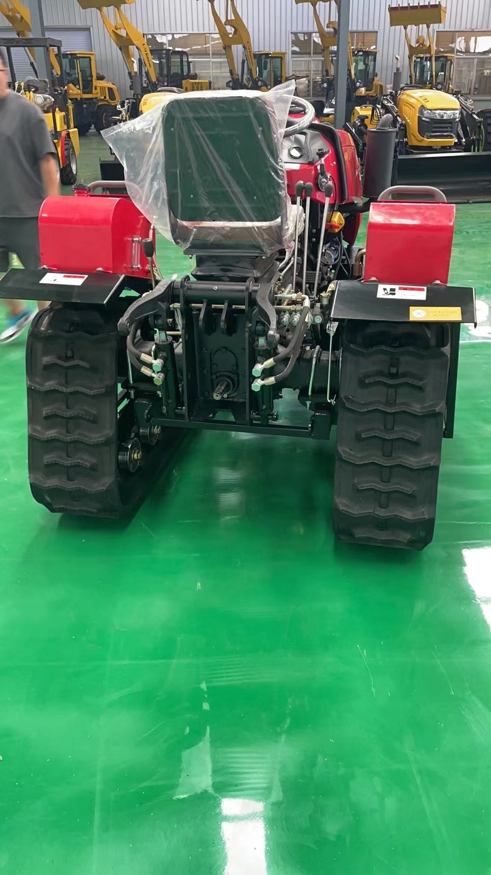 Excavating Rotary Cultivator Mini Hand Crawler Tractor with Epa Engine and Gear Box Tractor Diesel Pump Tractor Engine 100 Hp