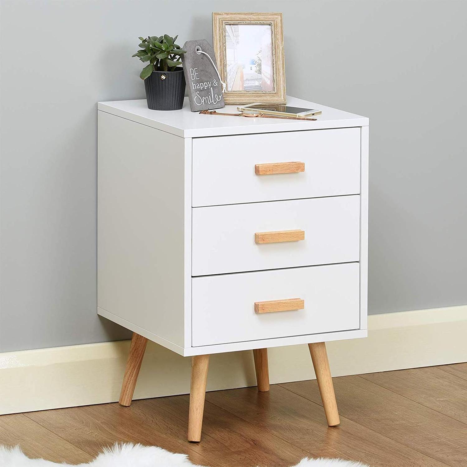 Nordic Charger Set 2 Cheap Bedside Table Melamine Oak Locking Solid Wood Modern Dresser Large White Nightstand With 3 Drawer