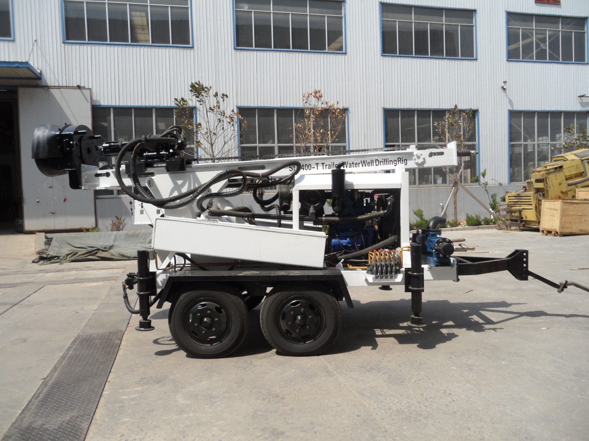 200m hydraulic trailer mounted portable water well drilling rig SLY400-T for sale