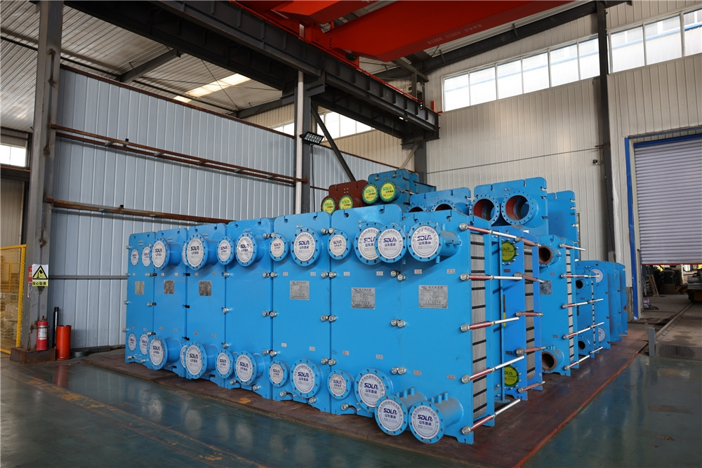 Efficient And Safe Cooler Air Cooled Heat Exchanger For 660MW Turbine Generator