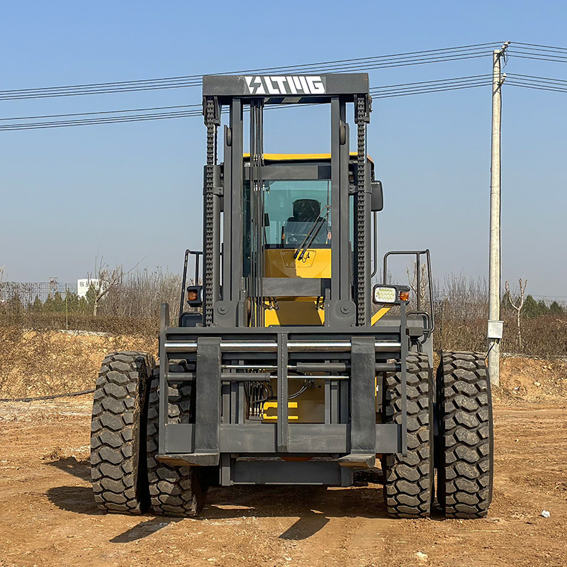 heavy off road forklift 10 ton 15 ton 20 ton rough terrain forklift with enclosed cabin