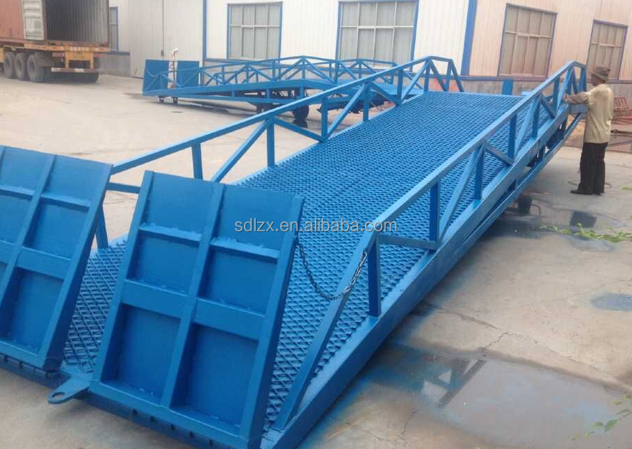 Warehouse Hydraulic Mobile Adjustable Leveling Forklift Truck Ramp Container Cargo Loading  Unloading Bridge Yard Dock Ramp