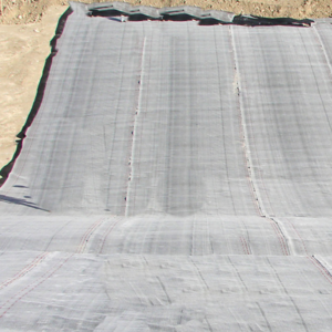 High Quality Landfill Bentonite Gcl Stadium Sodium Base Waterproof Blanket Outdoor Artificial Lake With Cheap Price