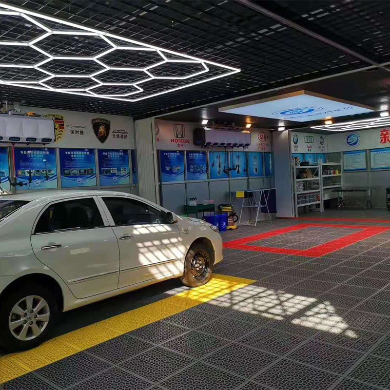 Portable Strong Pressure Resistance Car Wash Room Plastic  Grille 4S Shop Anti-Skid Drainage Floor Washing Workshop  Tile