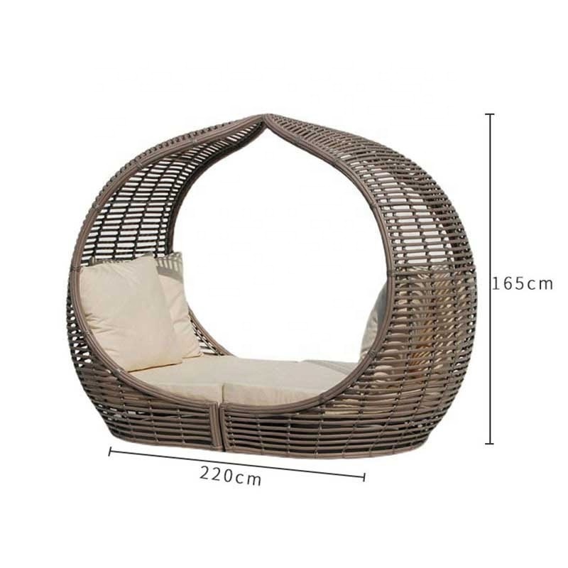 Outdoor Garden Daybed Furniture Bird's Nest Shape Wicker Sunbeds