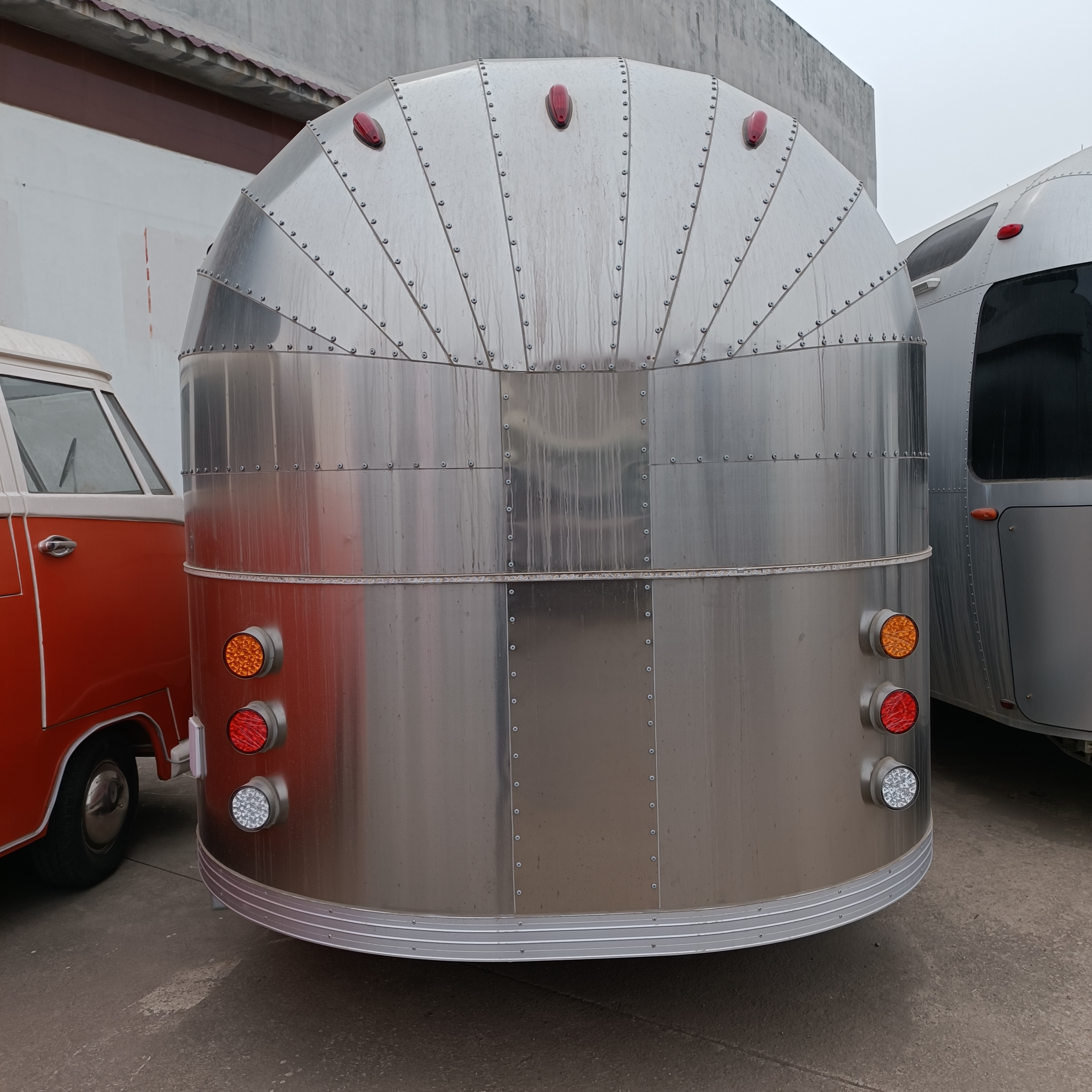 Widely Used Equipment  Vending Towable Food Trailer Airstream Fast Food Fruit Truck For Sale For Europe