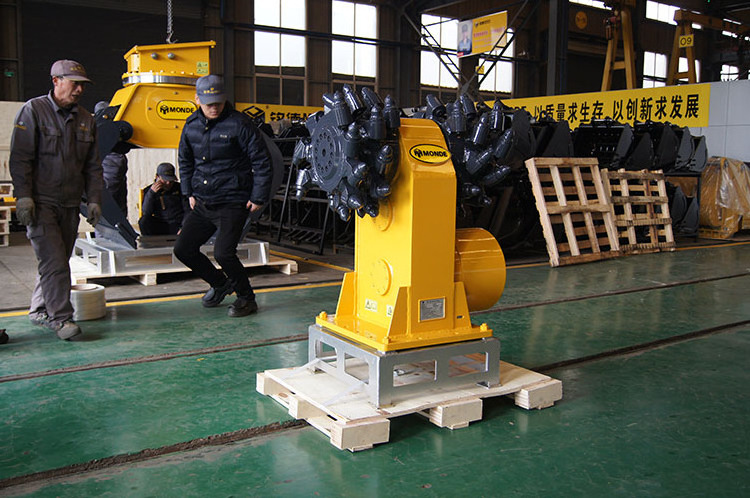 MONDE Excavator Hydraulic Transverse Rotary Drum Cutter For Mining Drilling Rig