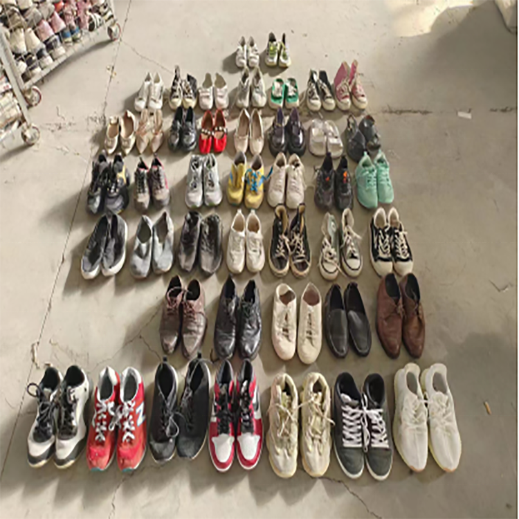 Cheap sale quality used shoes mix men kids used wholesale mixed shoes