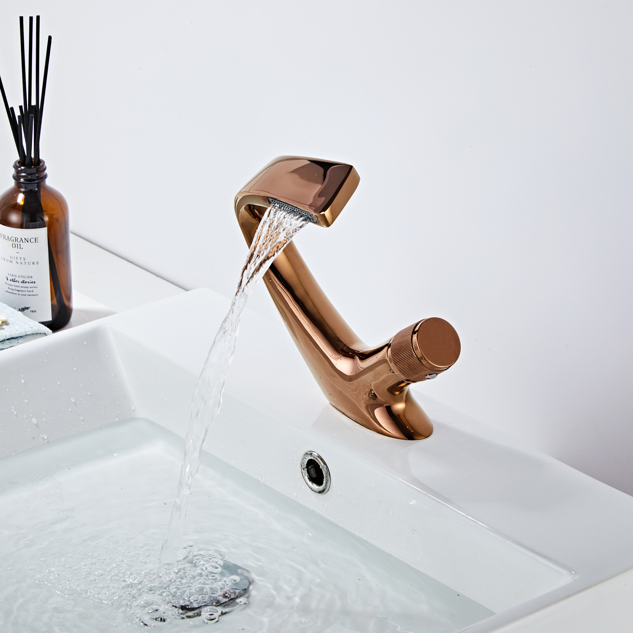 Good Quality Hotel Rose Gold Single Handle Brass Lavatory Bathroom Water Saving Wash Basin Faucet For Bathroom