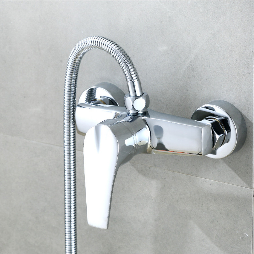 Hot Selling 2023 Brass Wall Mounted Bath Shower Taps Bath Shower Bathtub Mixer Faucet