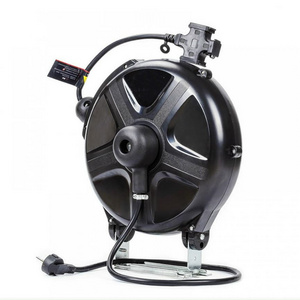 Wall Mounted Automatic Retractable 3/8" X 15M Heavy Duty Hose Reel With Brass Water Gun