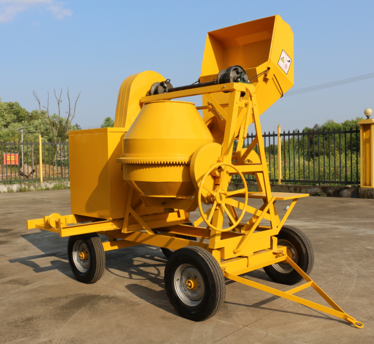 Cheap price mini concrete mixer truck concrete mixer for sale with pump mini