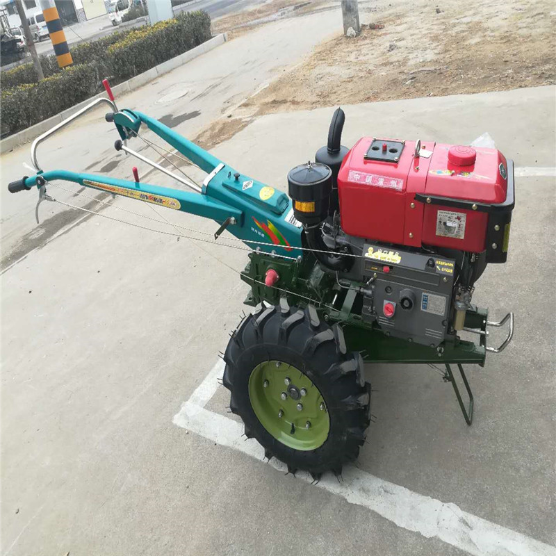 two wheels hand walking behind tractors Farm walk-behind tractor with disc plough plow for farm used