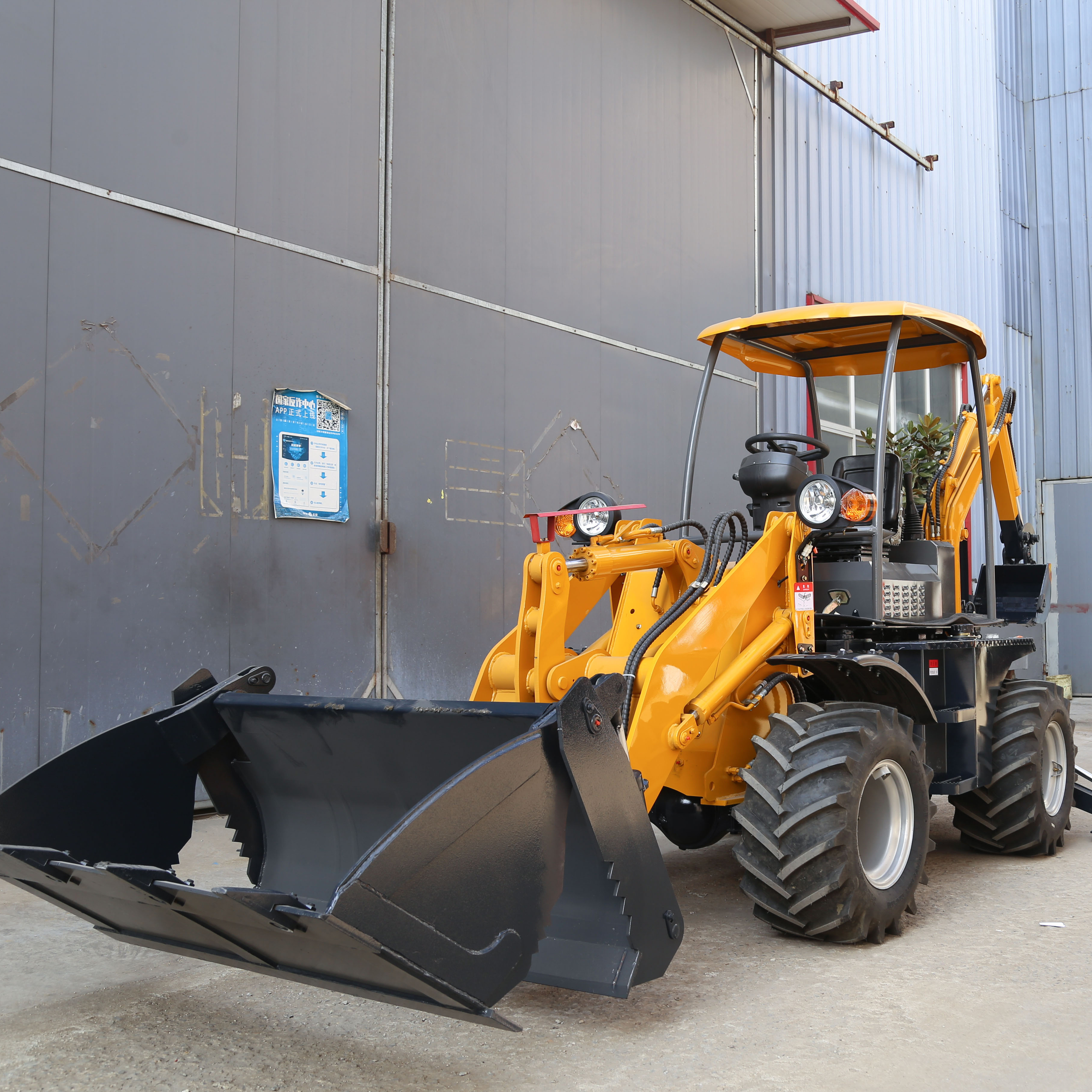 Cheapest Earth-moving Machinery Mini Tractor Towable Backhoe Loader Excavator for sale