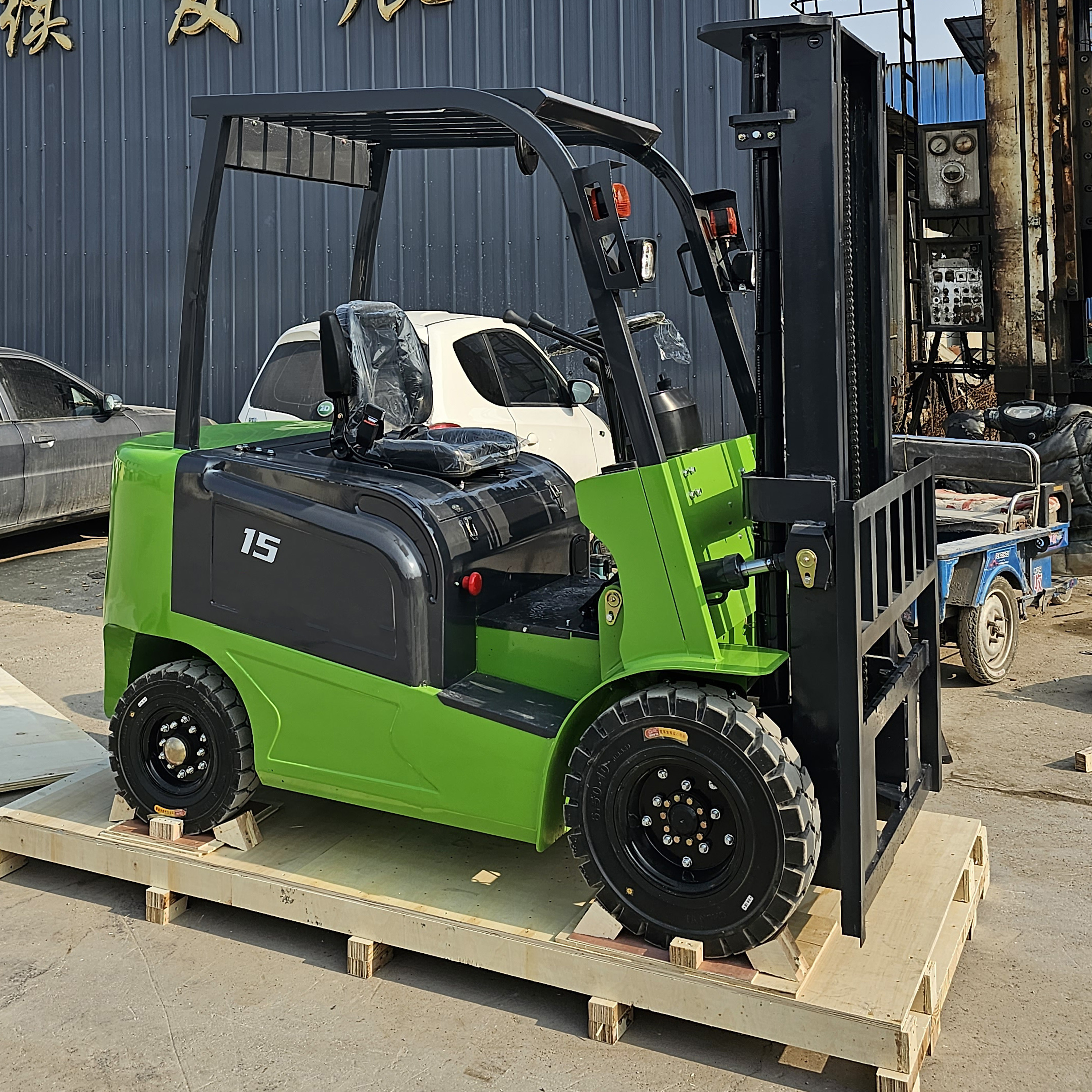 Factory price! electric forklift diesel off road forklift 2ton 2.5ton 3ton mini warehouse forklift for sale