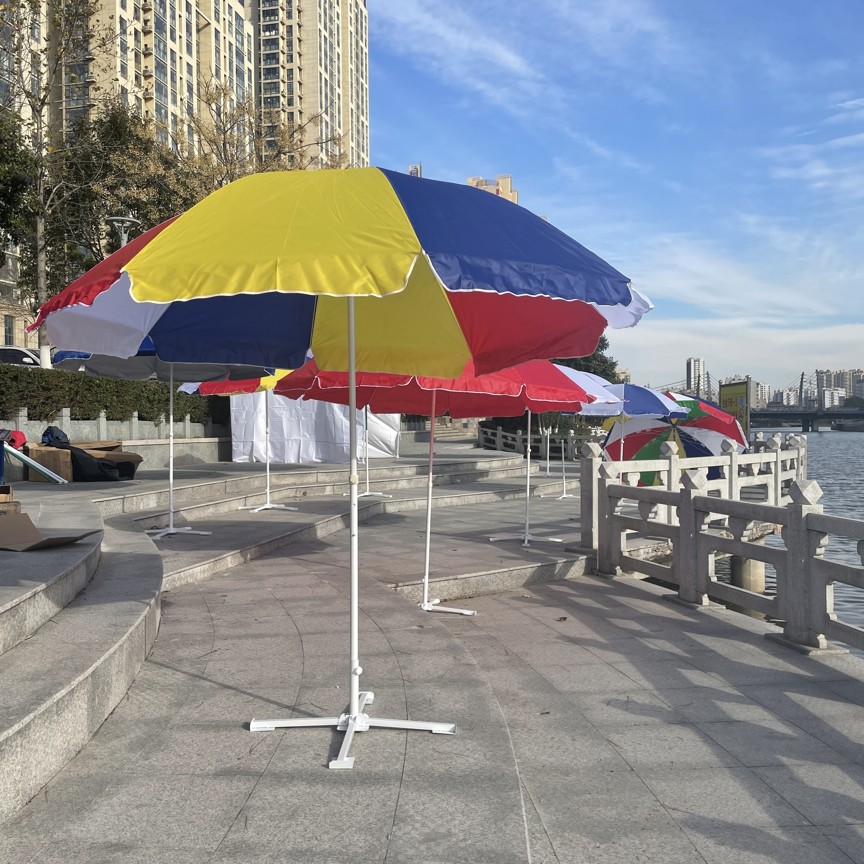 Promotional  Market Umbrella Custom Printing Waterproof Sun Umbrella Outdoor Patio Umbrella Bases