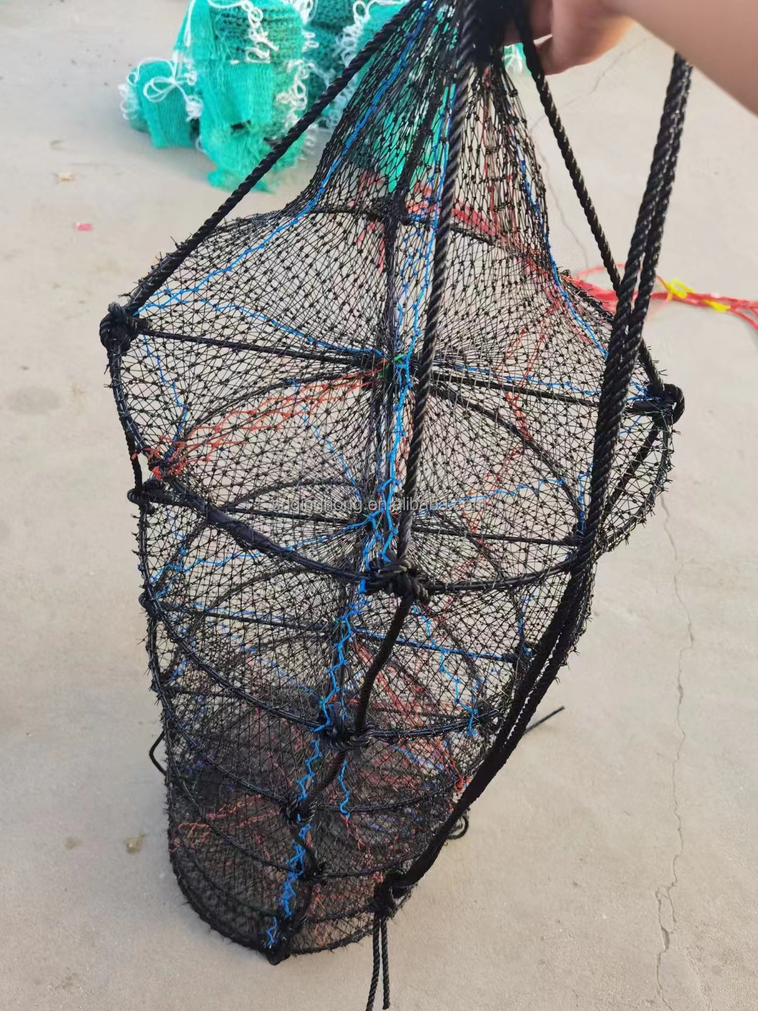 Qinghong Wholesale customization aquaculture net cage Oysters Growing Cage Trap Scallop Net Cage