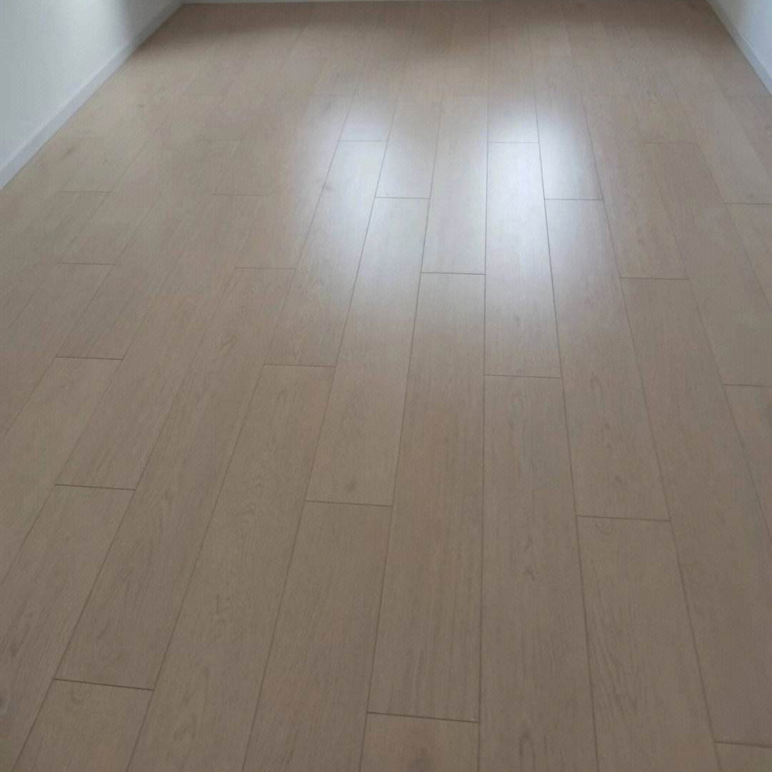 1801 15mm 7mm To 12mm Waterproof Indoor Rosewood European Laminate Flooring