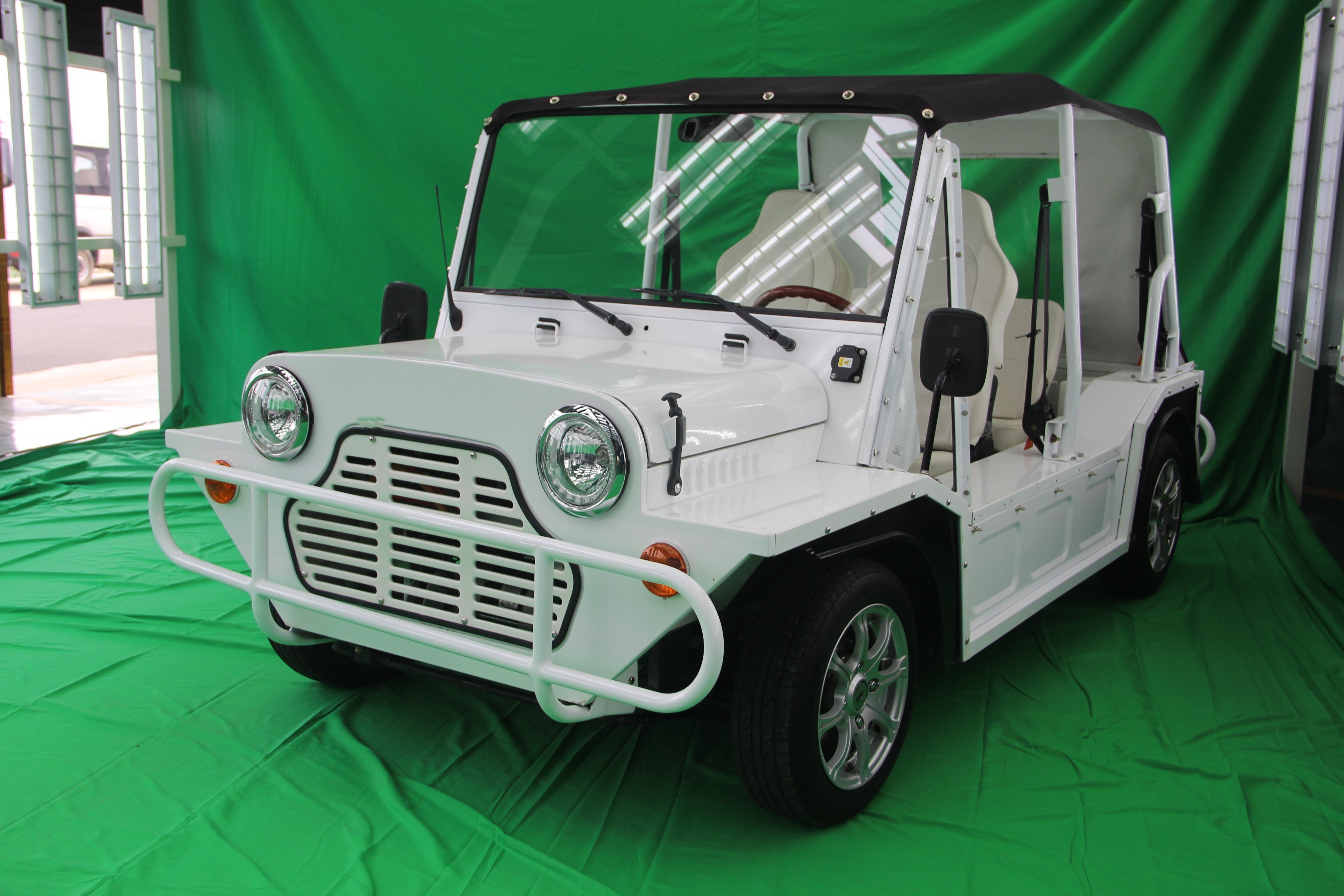 2023 China Best Price 96V Mini Moke Car Street Legal New Electric Waterproof Aluminium Mini Moke Parts