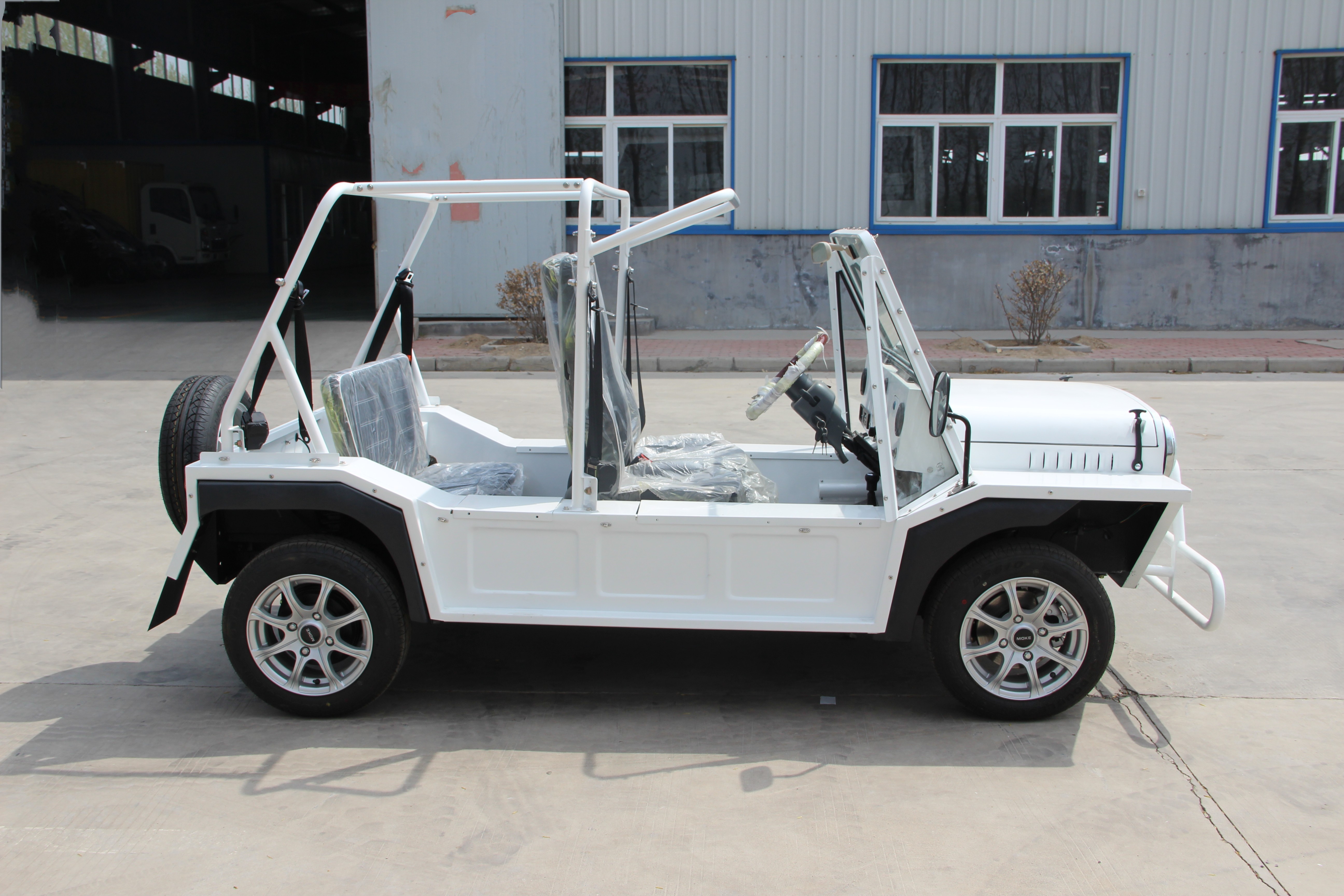 China Moke 4 Seater Off-Road Tire 96V Vintage High Speed Adult Electric Aluminium Electric Power Mini Moke Car