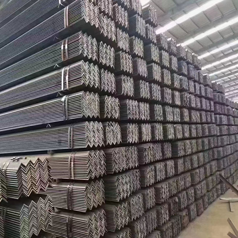 black hot rolled carbon mild astm a36 q235 ss400 steel angle china hot rolled 40x40x5 steel equal angle price