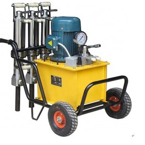 Factory Rock Splitter Machine Hydraulic Diesel Stone Breaking Machine