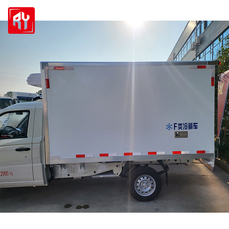 High quality refrigerated truck box refrigerated van and truck for sale in dubai