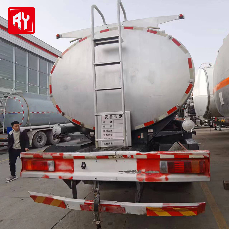 Most popular diesel water tank truck on sale in saudi arabia oil tank truck