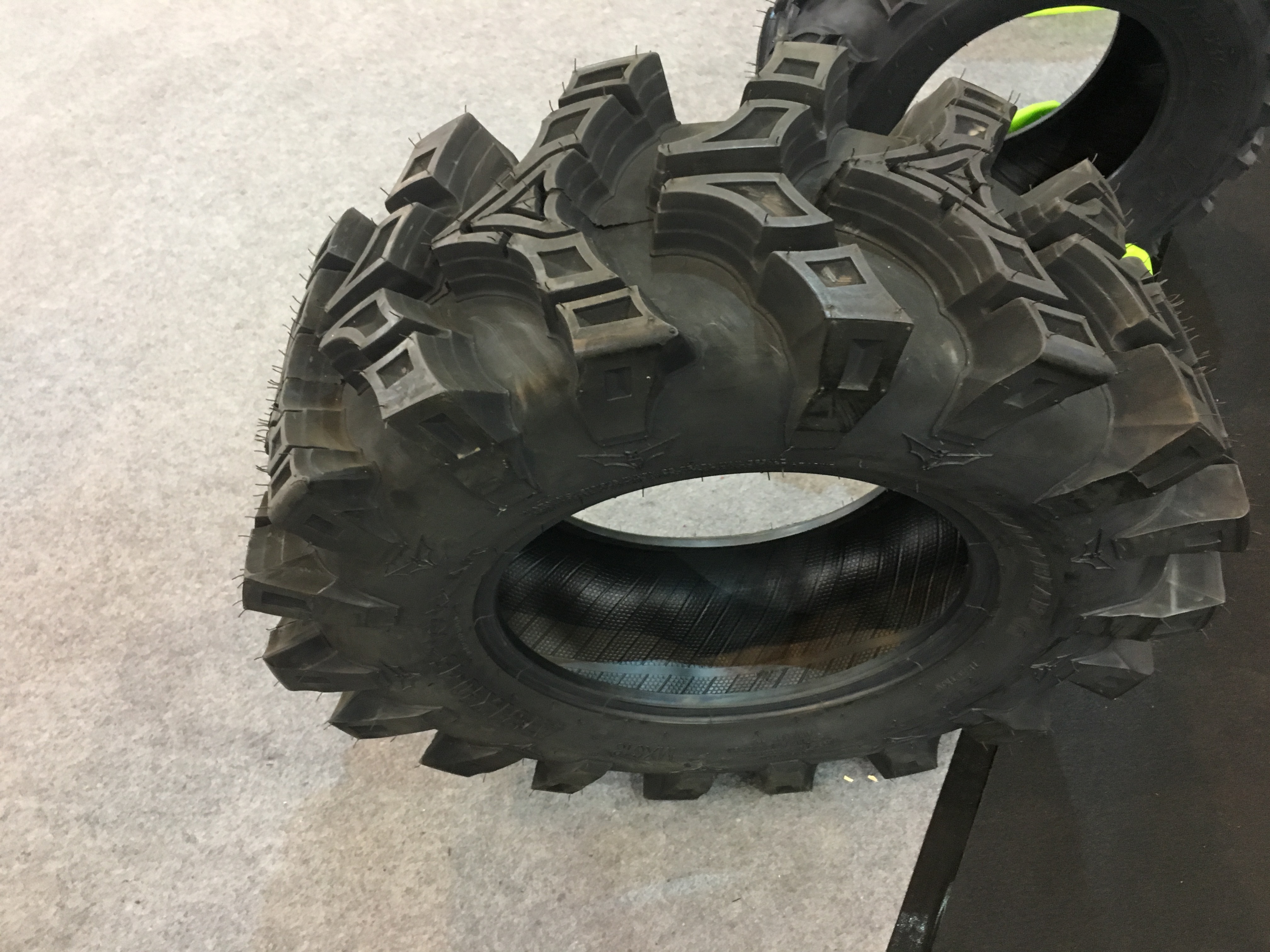 ATV ALL Terrain tire  31X10-15 4X4 off-road sand tire other wheels and tires for sale